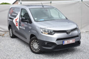 Une camionnette Toyota Proace City