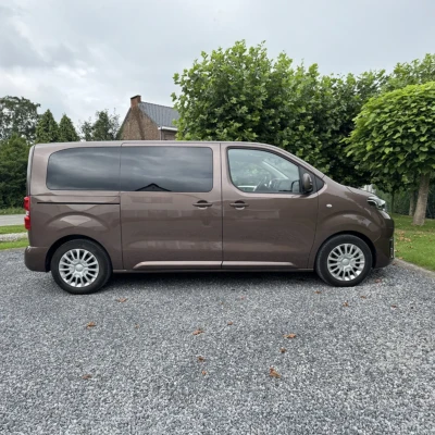 Toyota Proace Verso – Minibus 8 places de côté